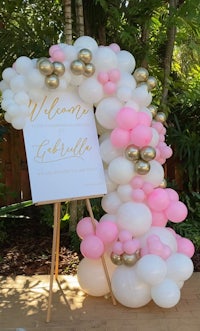 Balloon Garland Easel